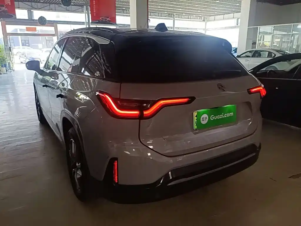 NIO ES6 — миниатюра 5