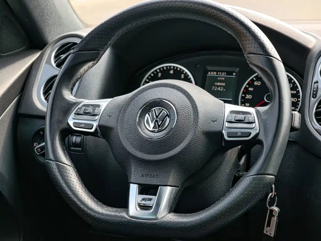 Volkswagen Tiguan — миниатюра 22