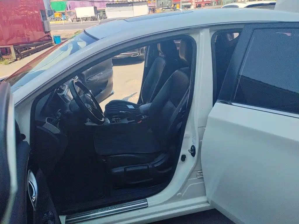 Nissan Sylphy — миниатюра 11