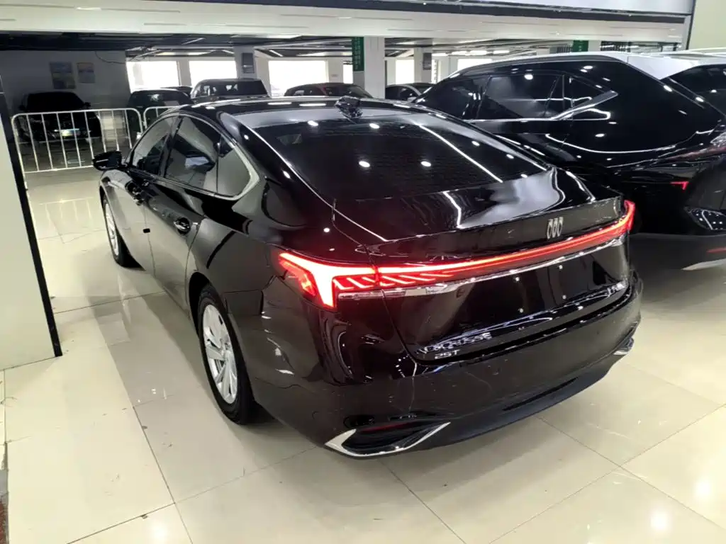 Buick LaCrosse — миниатюра 5