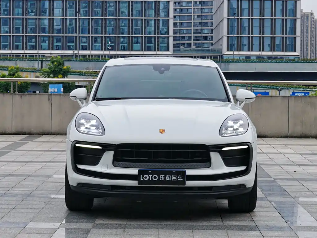 Porsche Macan — миниатюра 2