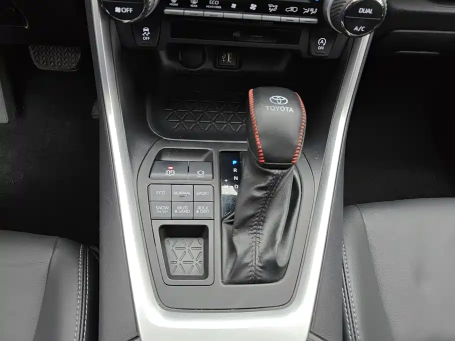 Toyota Wildlander — миниатюра 16