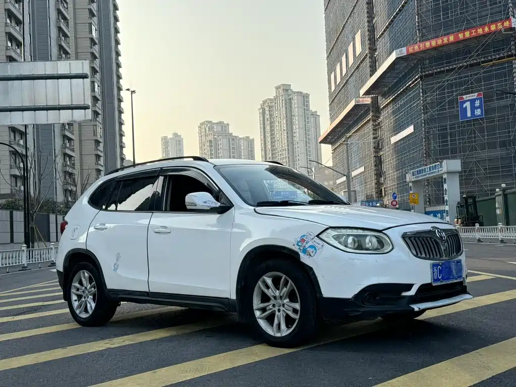 Zhonghua V5 — миниатюра 3