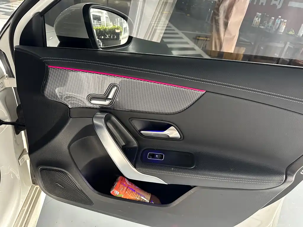 Mercedes-Benz A-Class — миниатюра 13
