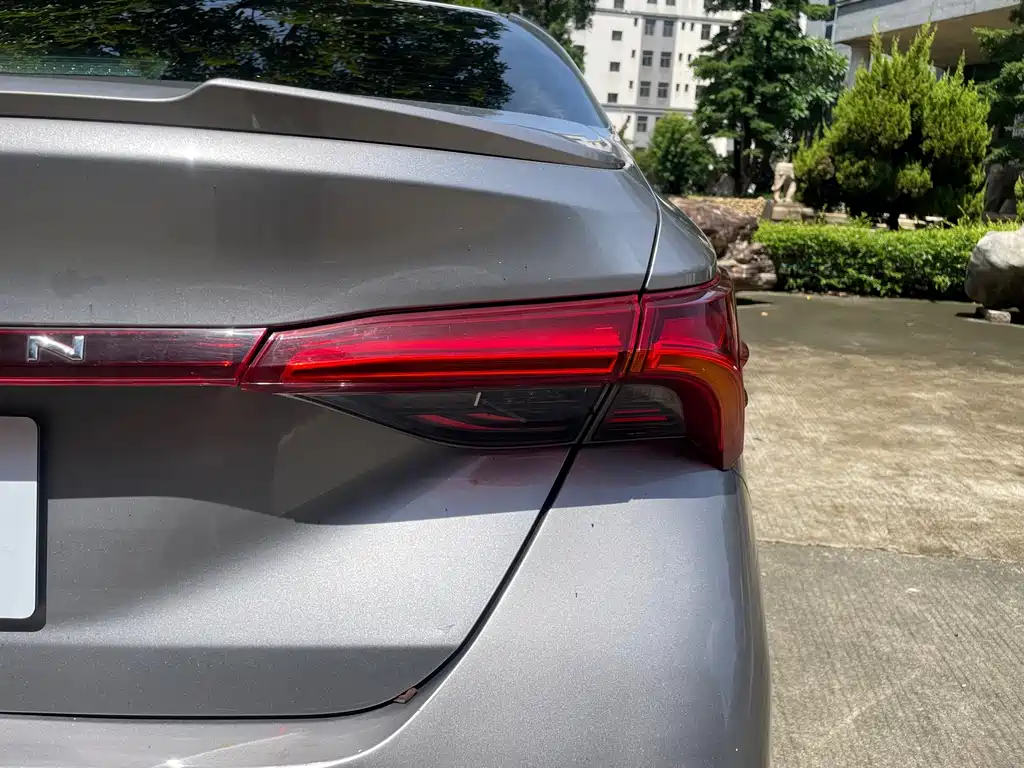 Toyota Avalon — миниатюра 9