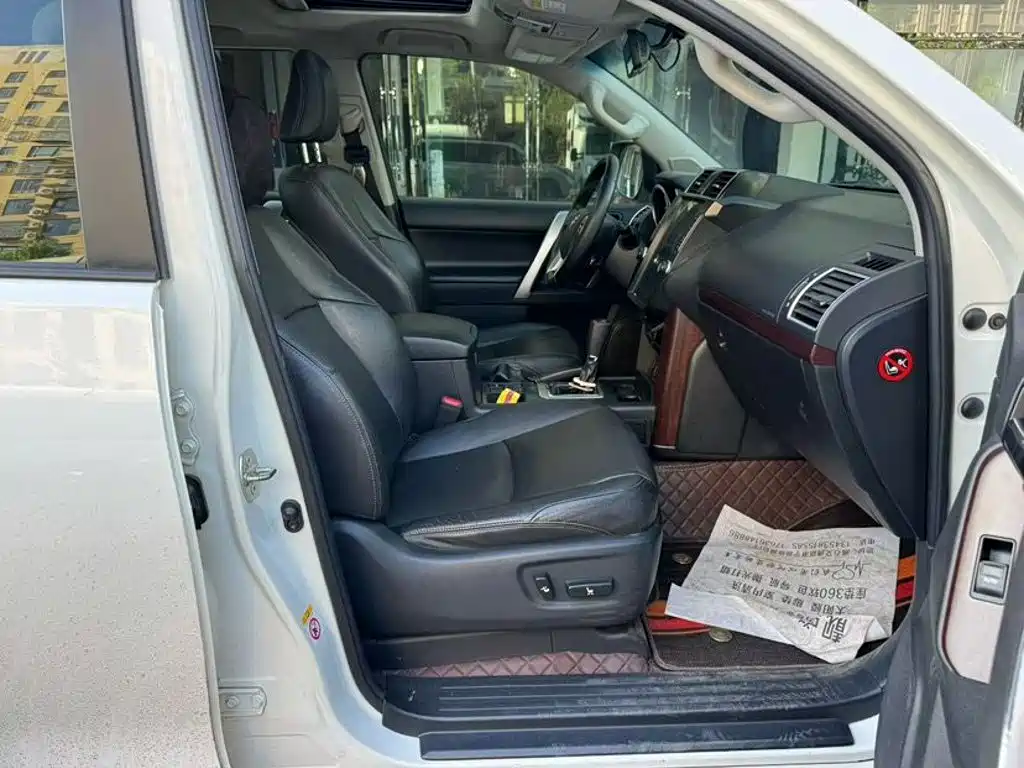 Toyota Prado — миниатюра 6