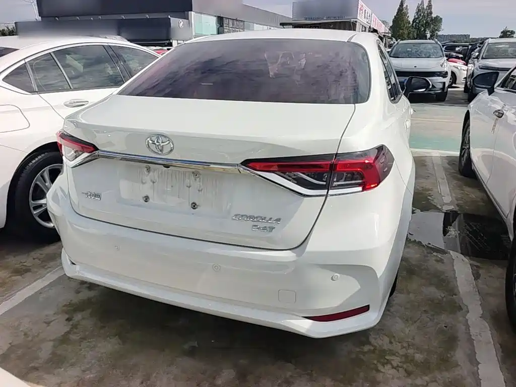 Toyota Corolla — миниатюра 6