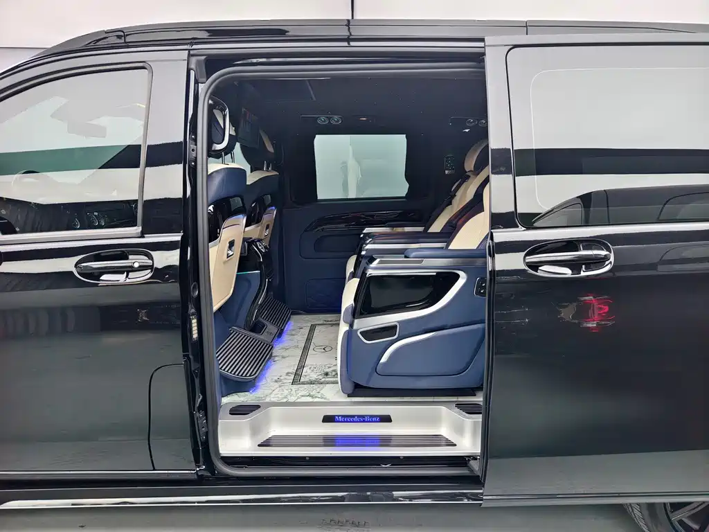 Mercedes-Benz Vito — миниатюра 14