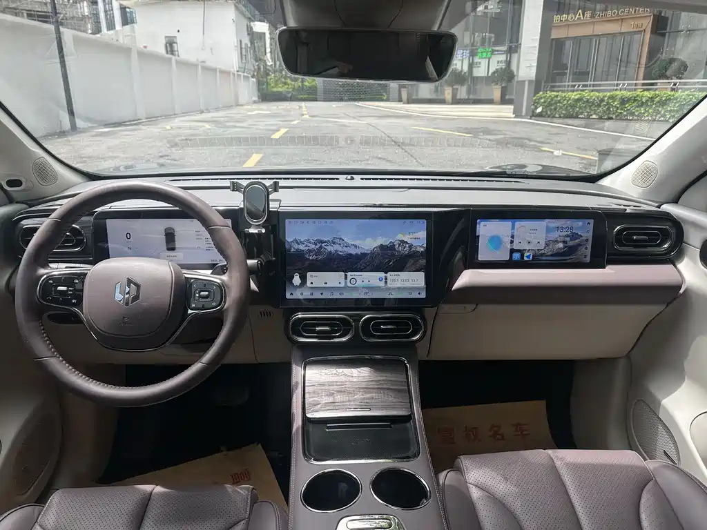 Leapmotor Leapmotor C11 — миниатюра 14