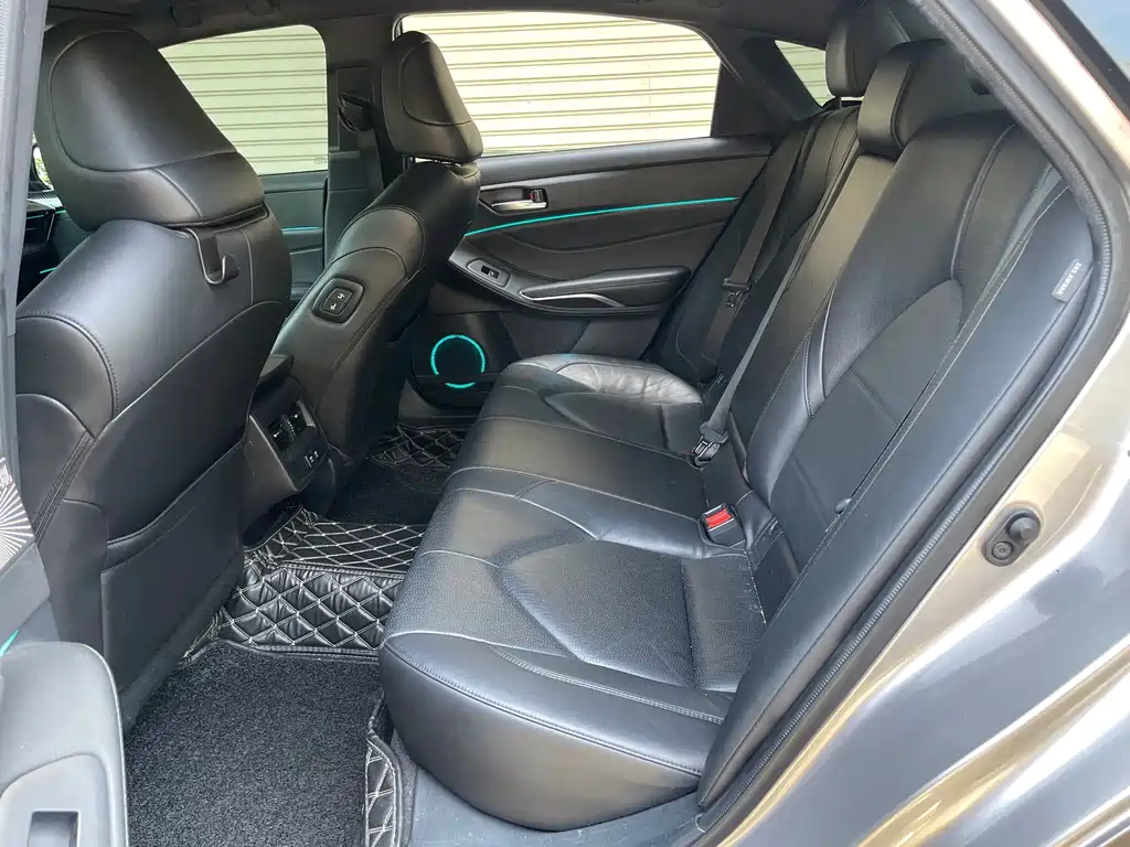 Toyota Avalon — миниатюра 17