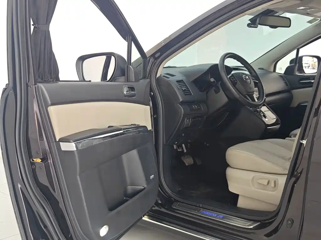 Mazda 8 — миниатюра 30