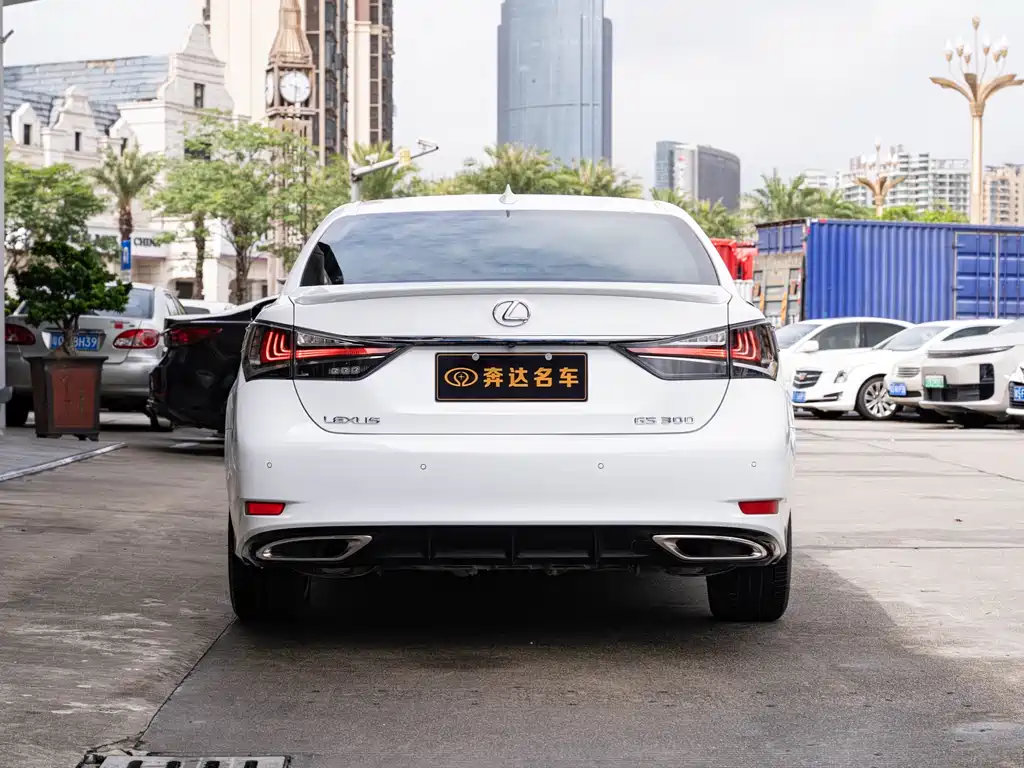 Lexus GS 2016 200t F SPORT