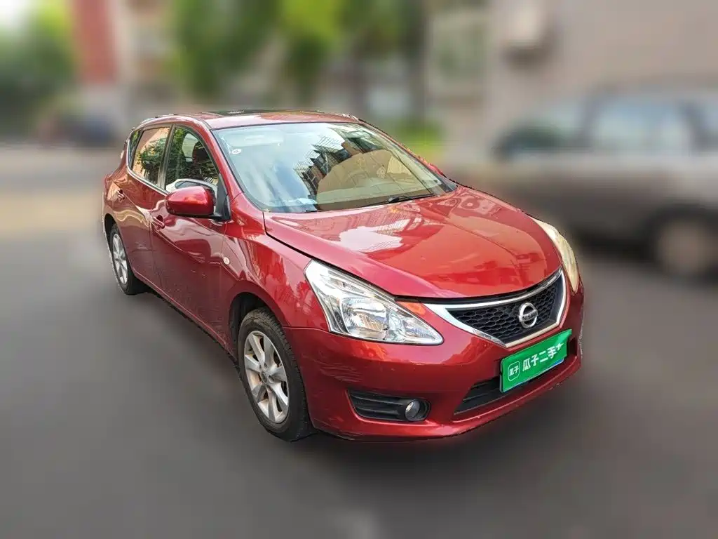 Nissan Tiida — миниатюра 3