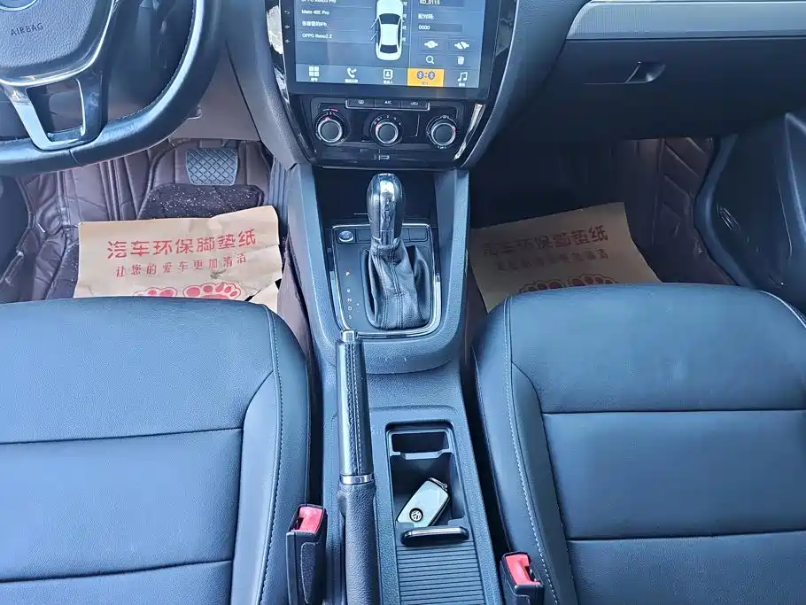 Volkswagen Sagitar — миниатюра 16