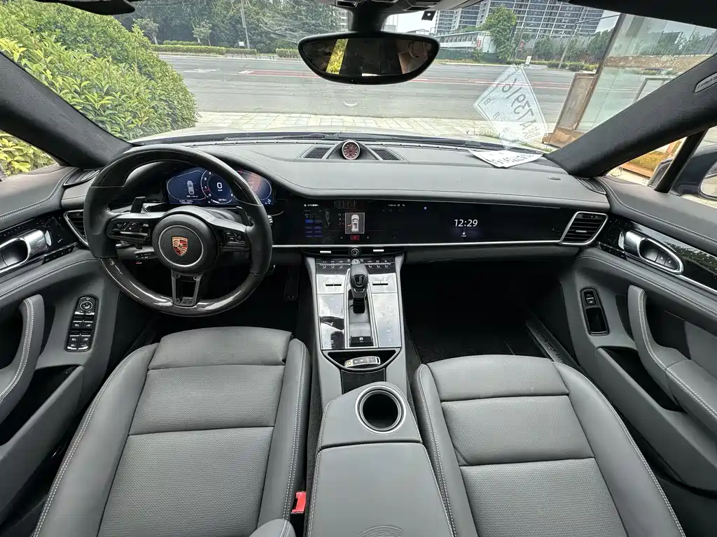 Porsche Panamera 2013 Panamera 4 Platinum Edition 3.6L