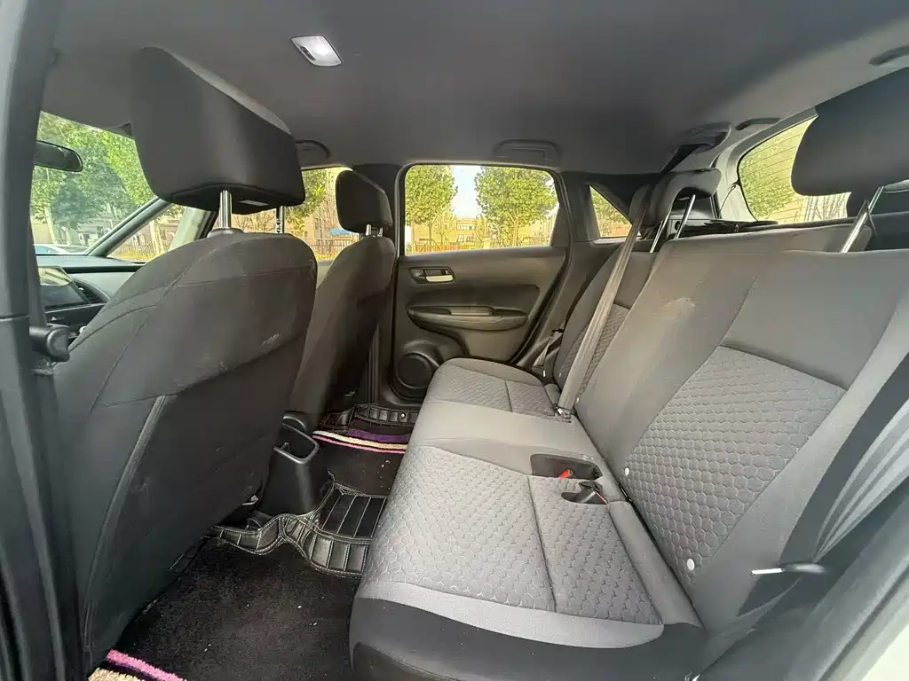 Honda Fit — миниатюра 6