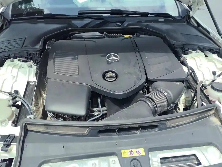 Mercedes-Benz C-Class — миниатюра 10