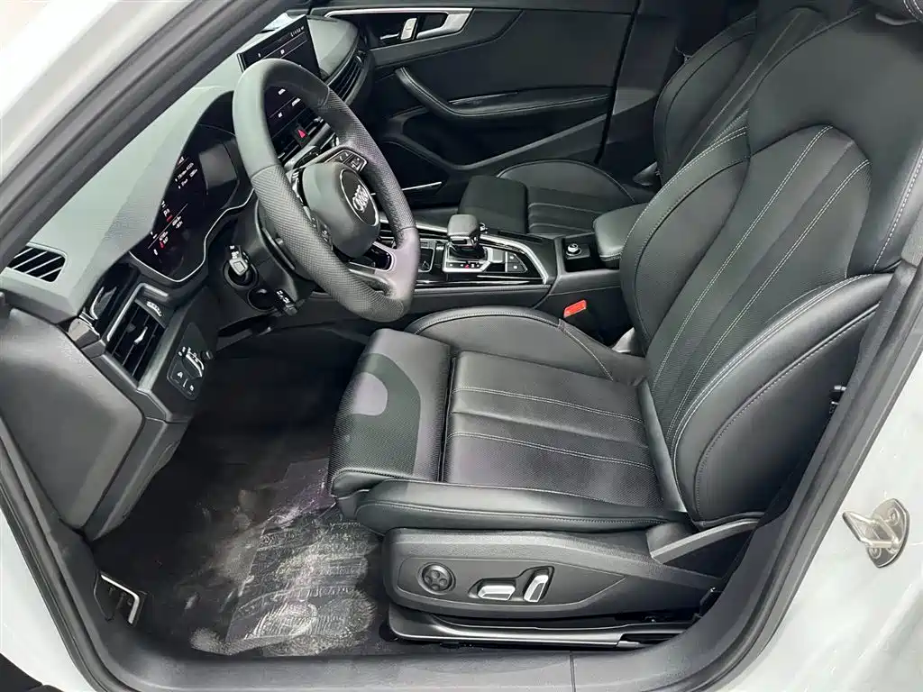 Audi A4L 2024 Белый из Китая