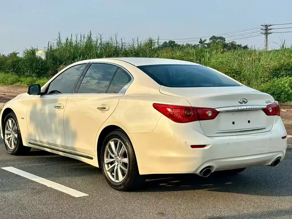 Infiniti Q50L — миниатюра 7