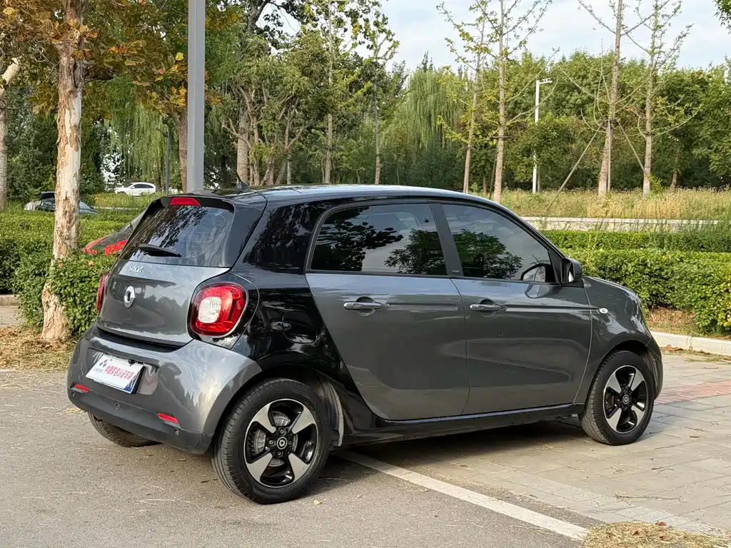 smart Smart Forfour — миниатюра 17