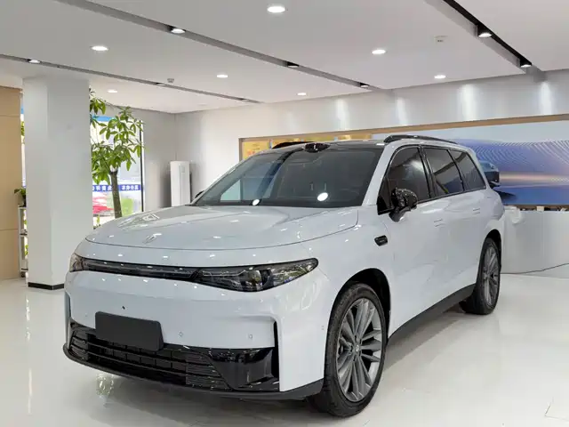 2025 Leapmotor C16