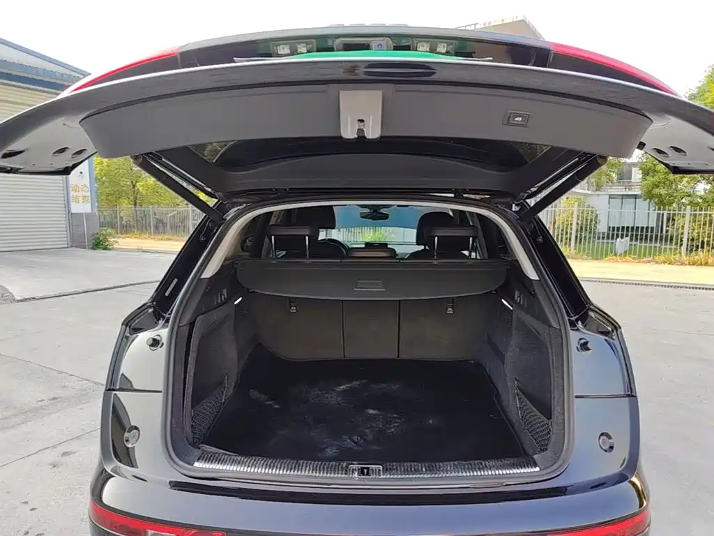 Audi Q5L — миниатюра 21
