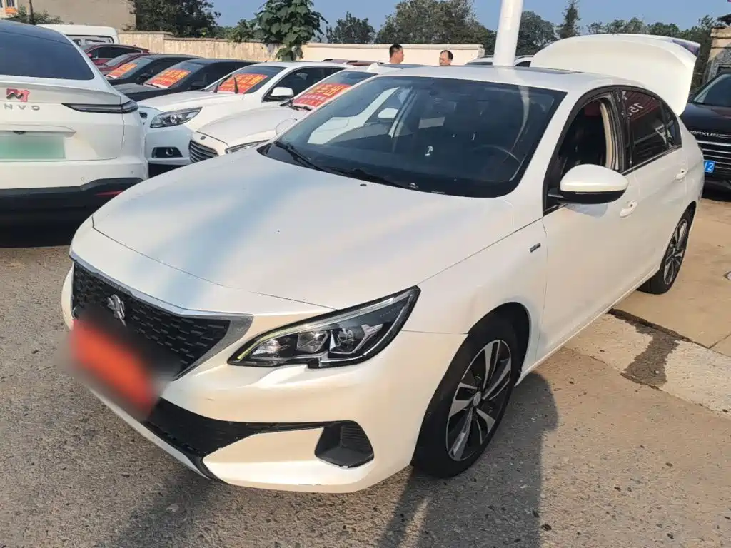 Peugeot 408