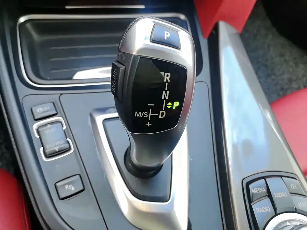 BMW 4 Series — миниатюра 9