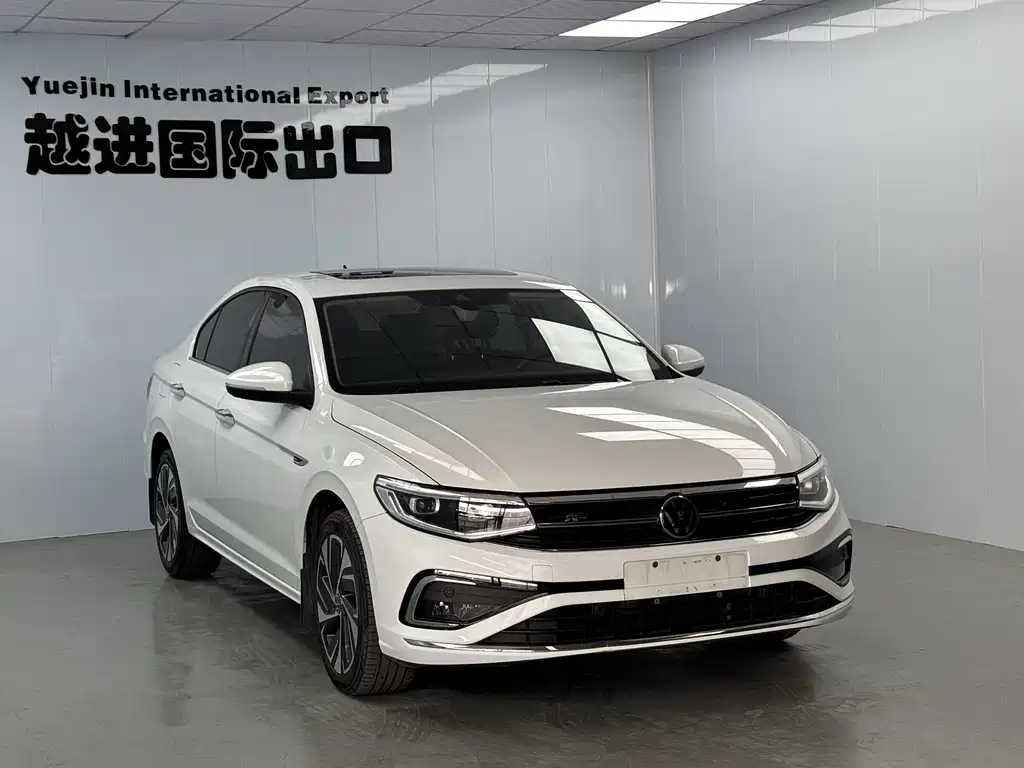 Volkswagen Bora — миниатюра 3