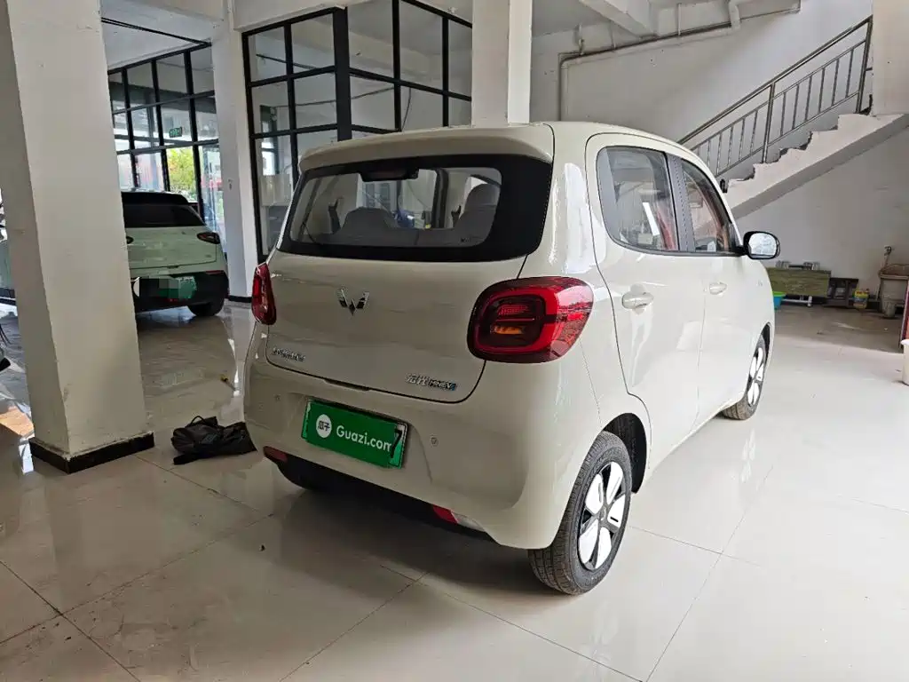 Wuling MINIEV — миниатюра 7