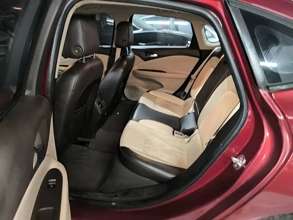 Buick Verano — миниатюра 17