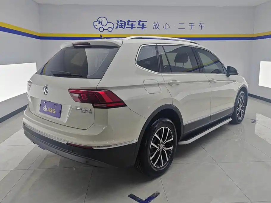 Volkswagen Tiguan L — миниатюра 3