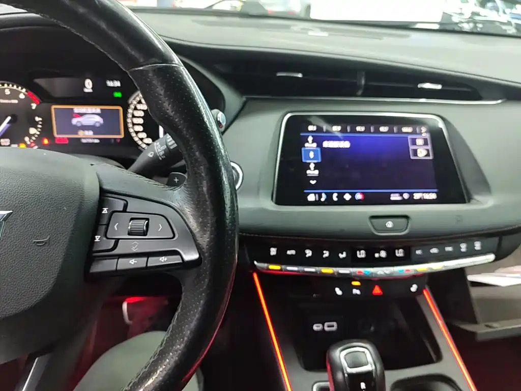 Cadillac XT4 — миниатюра 13