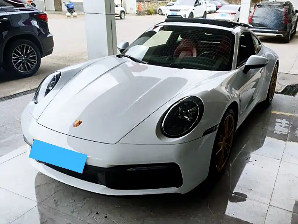 Porsche 911 2020
