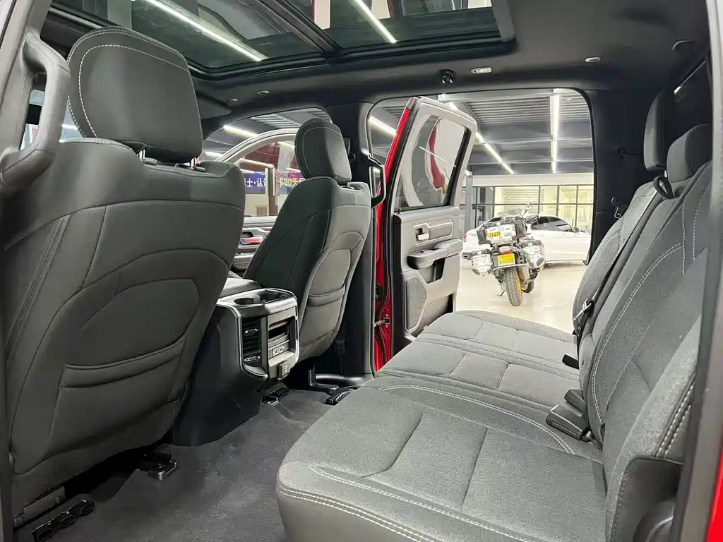 RAM Ram Trucks — миниатюра 7