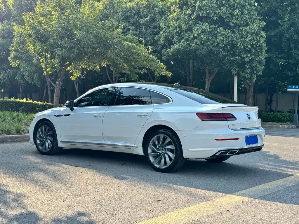 Volkswagen CC — миниатюра 7