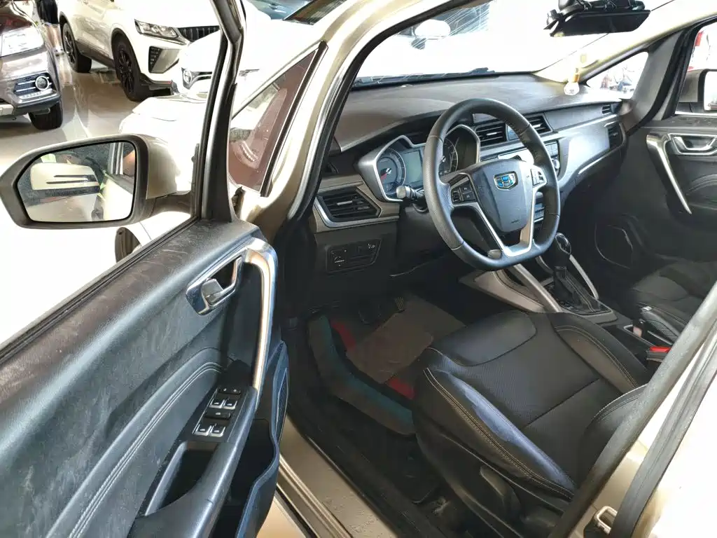 Geely Vision X3 — миниатюра 16