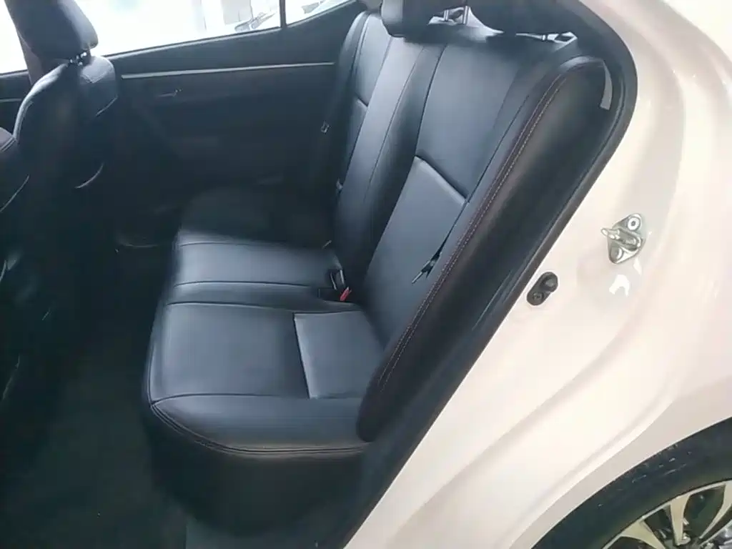Toyota Corolla — миниатюра 17