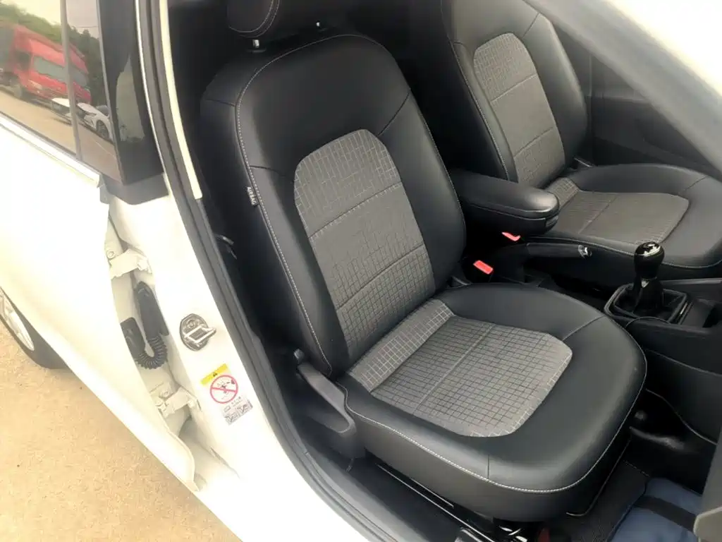 Volkswagen Santana — миниатюра 25