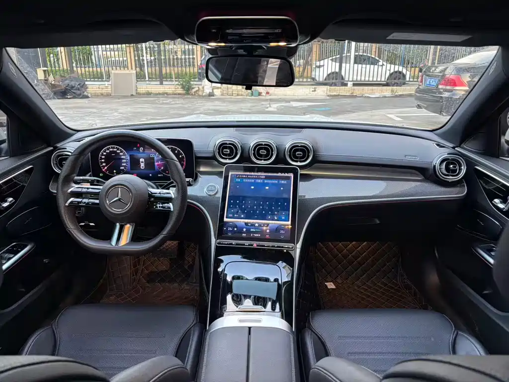 Mercedes-Benz C-Class — миниатюра 5