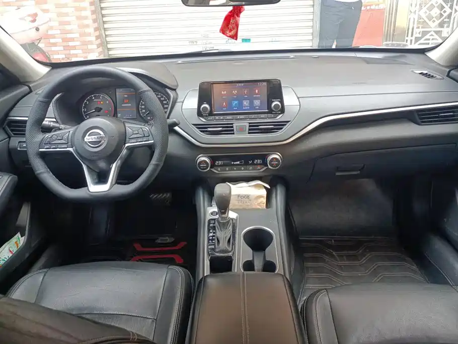 Nissan Teana — миниатюра 12