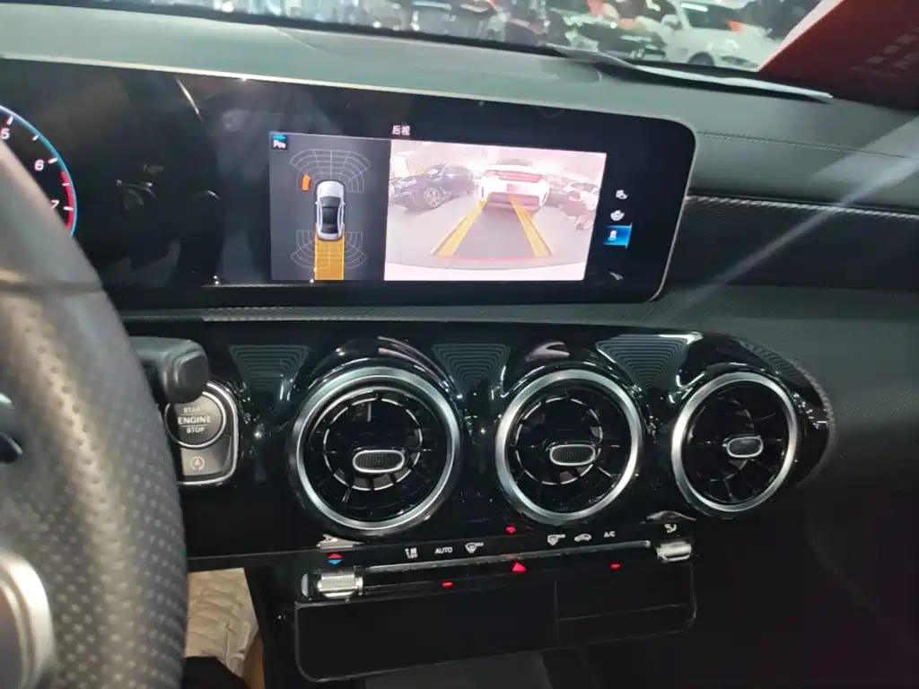 Mercedes-Benz A-Class — миниатюра 13