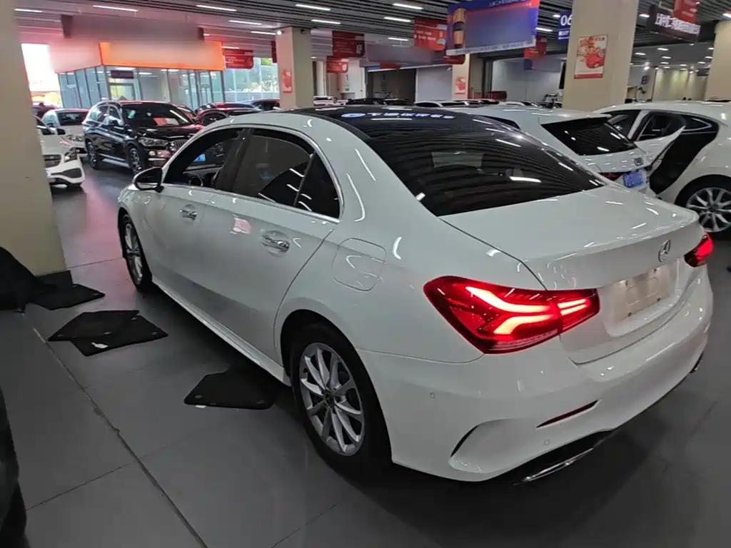 Mercedes-Benz A-Class — миниатюра 5