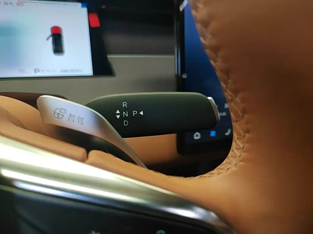 BYD Han L — миниатюра 14