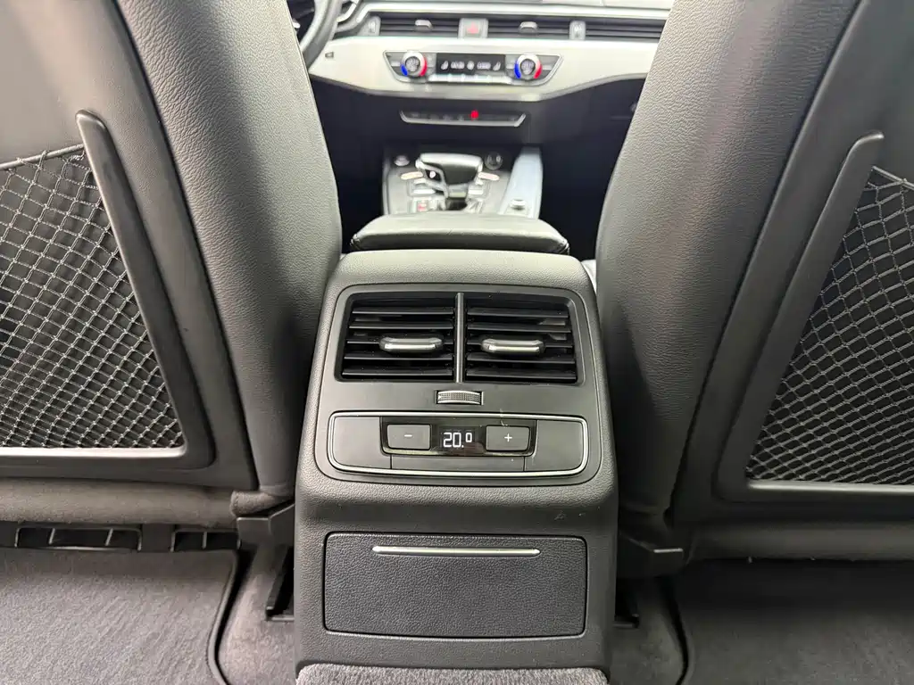 Audi A4L — миниатюра 16
