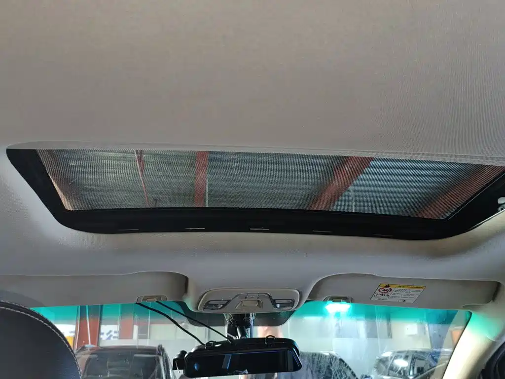 Geely Vision X3 — миниатюра 18
