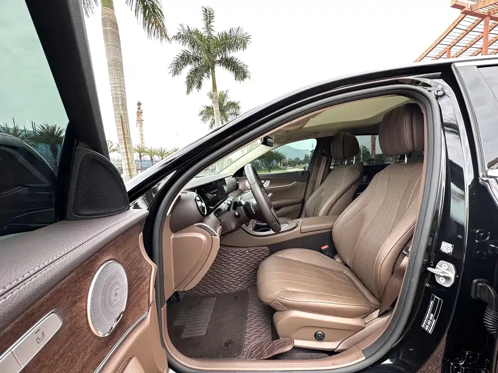 Mercedes-Benz E-Class E 2023 E 300 L Luxury