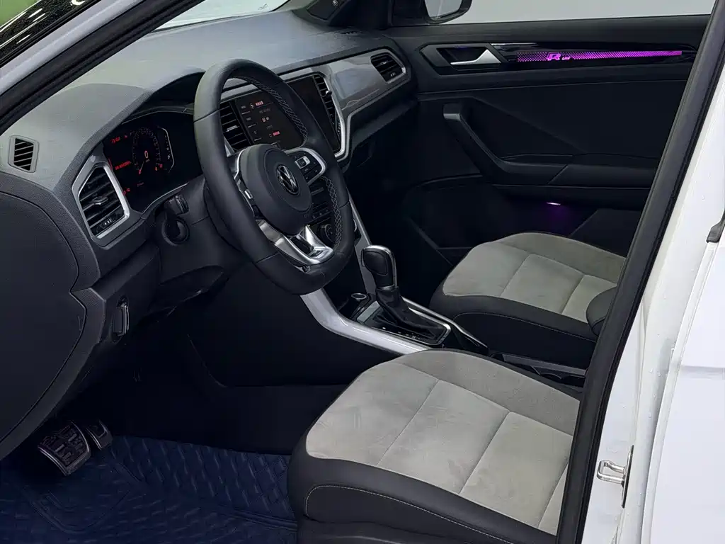 Volkswagen T-Roc — миниатюра 19