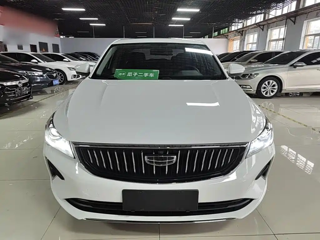 Geely Emgrand — миниатюра 3