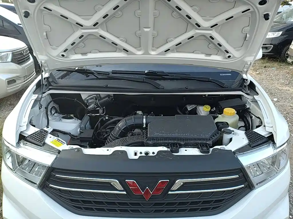 Wuling Hongguang V — миниатюра 20